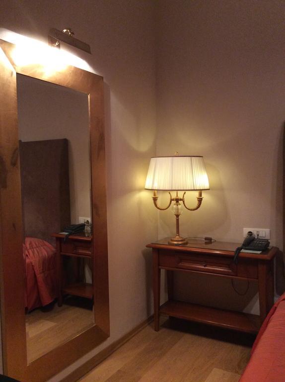 Grande Bretagne - Nafplio Hotel ภายนอก รูปภาพ